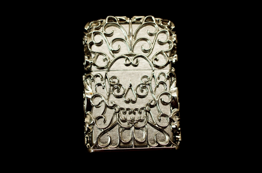Bật lửa zippo chính hãng áo giáp bạc rỗng Skull Jacket Skull Thanatos