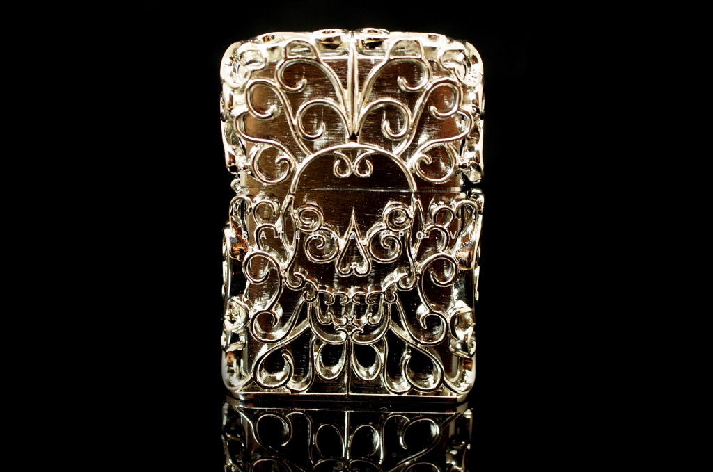 Bật lửa zippo chính hãng áo giáp bạc rỗng Skull Jacket Skull Thanatos