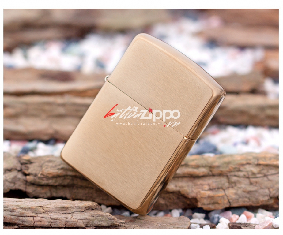 Bật Lửa Zippo Vỏ Dày Đồng Vàng Vân Xước Ngang - SKU 168 – Zippo Armor Brushed Brass