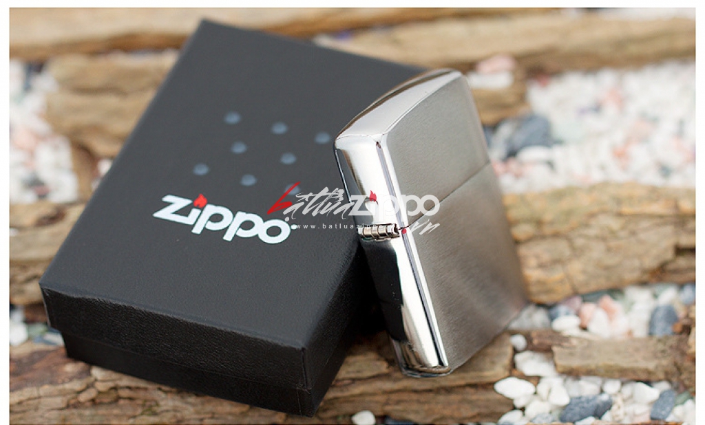 Bật Lửa Zippo Vỏ Dày Đồng Mạ Chrome Xước Ngang - SKU 162 – Zippo Armor Brushed Chrome