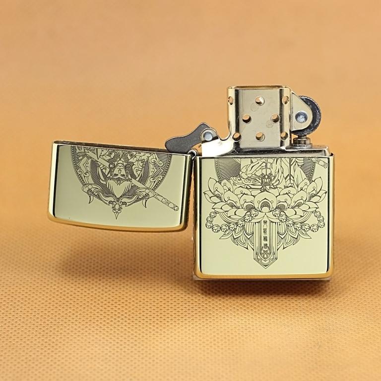 Zippo Chính Hãng Đồng Khắc Tề Thiên Đại Thánh Ngồi Trên Đài Sen
