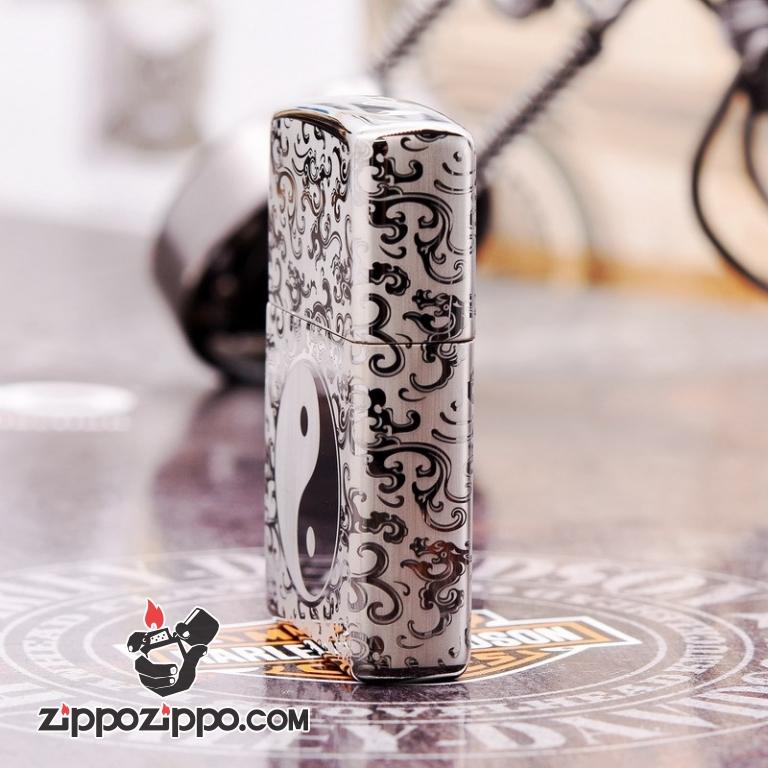 Zippo 150 Đen Bóng Khắc Hình Bát Quái Âm Dương