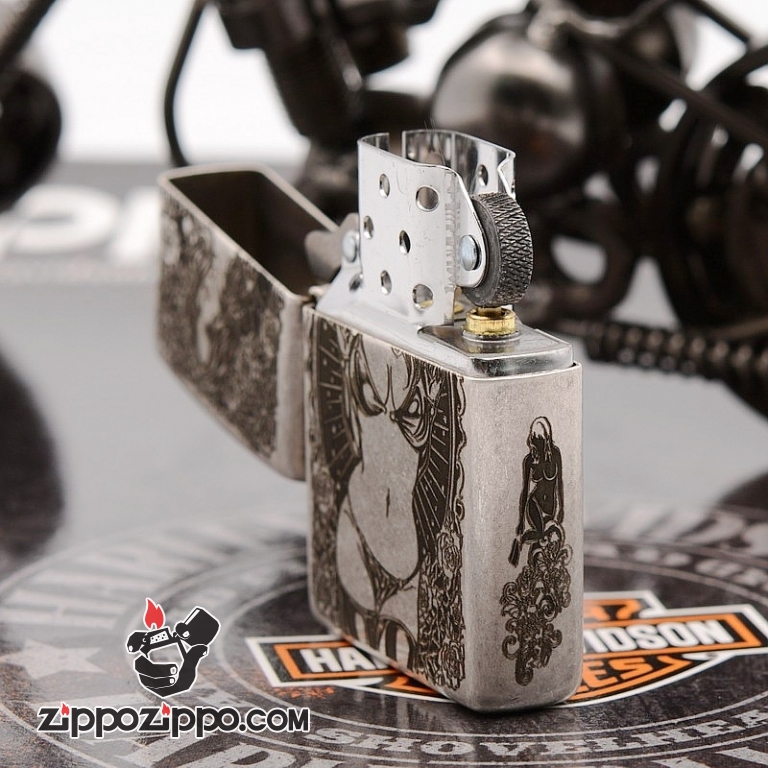 Zippo 121FB Bạc Cổ Khắc Hình Cô Gái Sexy