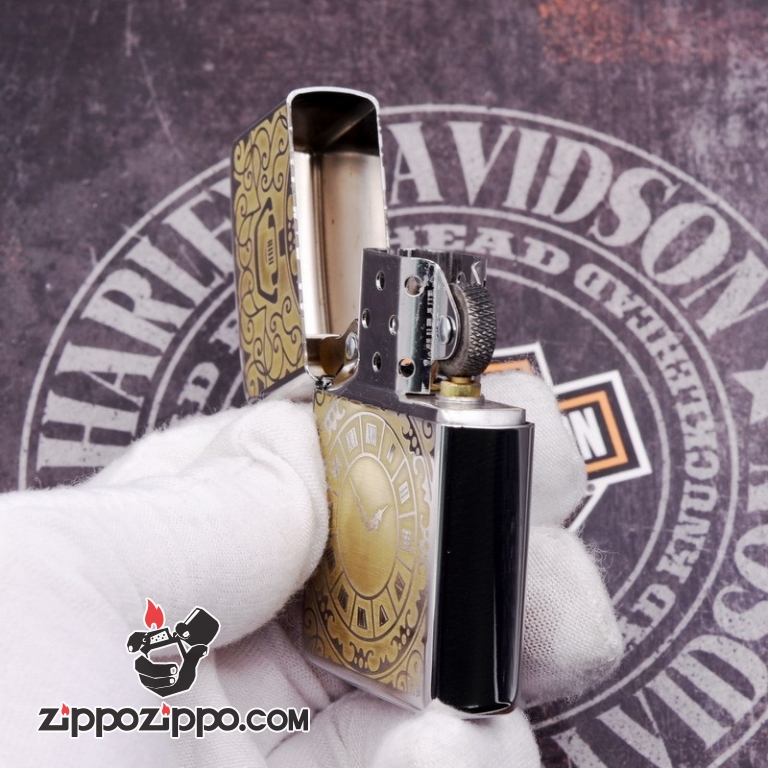 Zippo 250 Bạc khắc hình đồng hồ màu đồng - Thời gian là tiền bạc