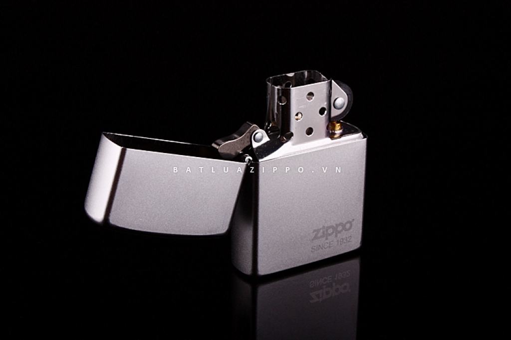 Bật Lửa Zippo Mạ Chrome Ánh Satin - Logo Zippo SKU 205ZL – Zippo Satin Chrome Zippo Logo