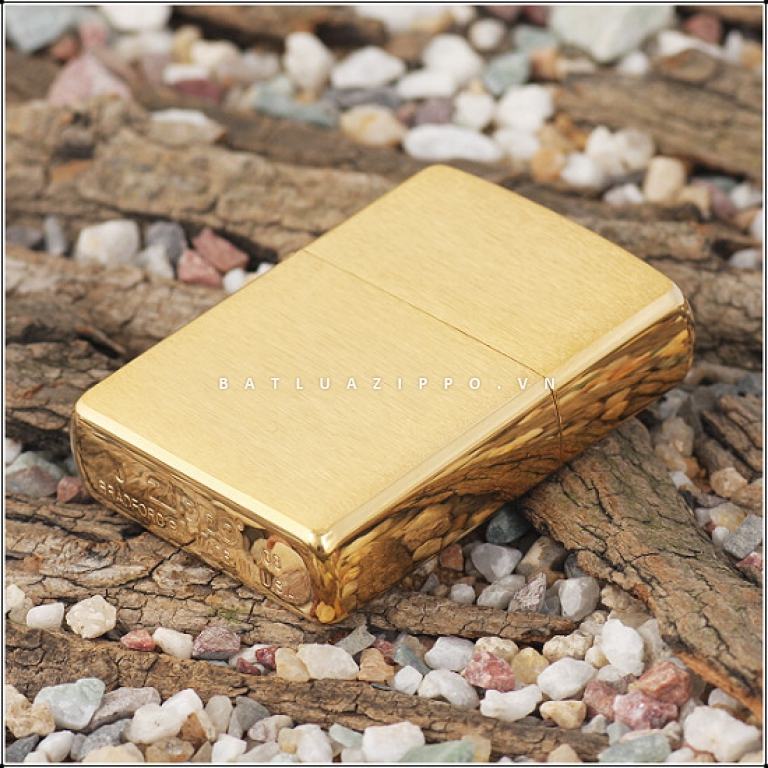 Bật Lửa Zippo Đồng Vàng Vân Xước Ngang - SKU 204B – Zippo Brushed Brass