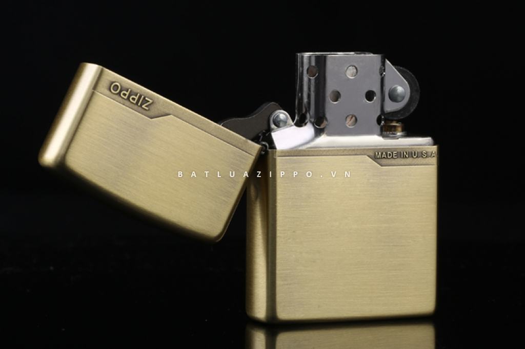 Bật lửa Zippo chính hãng đồng nhẹ thiết kế cổ điển
