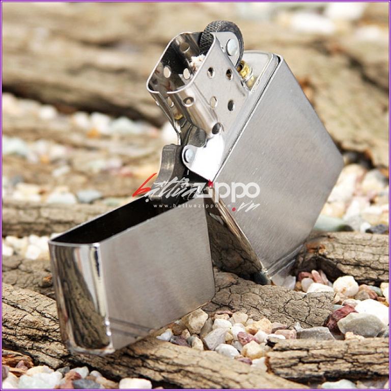 Bật Lửa Zippo 1937 Mạ Chrome Xước Ngang Chặt Góc - SKU 230 – Zippo Vintage Brushed Chrome