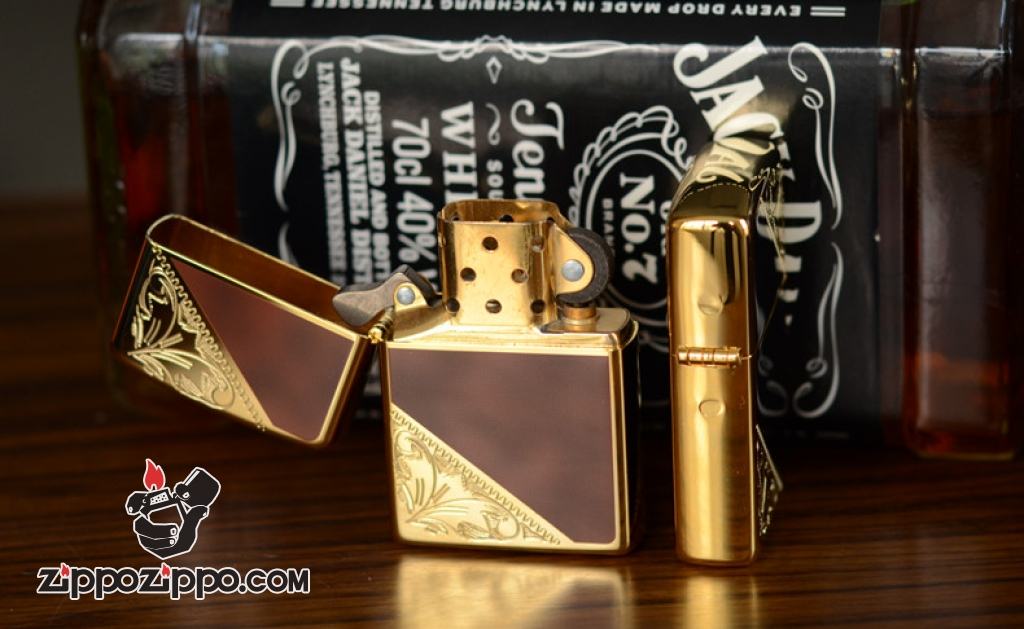 Bật lửa ZIppo Đồng khắc hoa văn hai góc