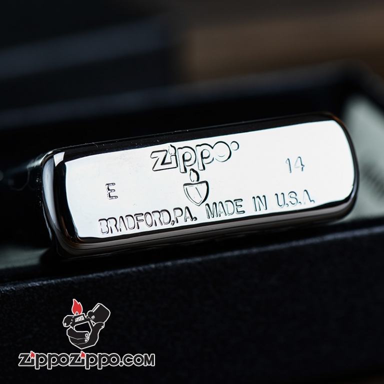 Bật Lửa Zippo phiên bản mắt rồng