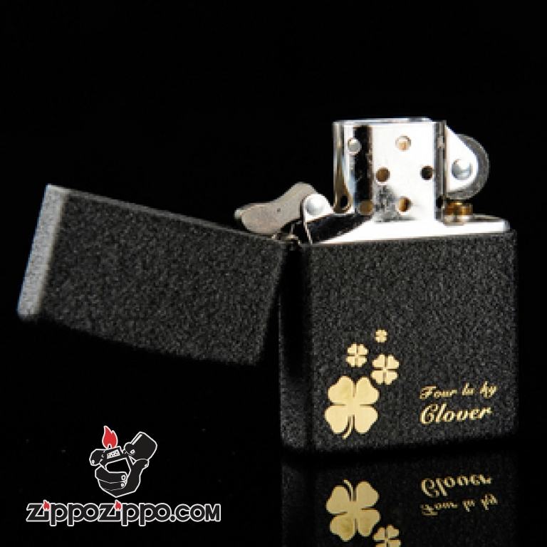 Bật lửa Zippo đen nứt cỏ 4 lá Glover