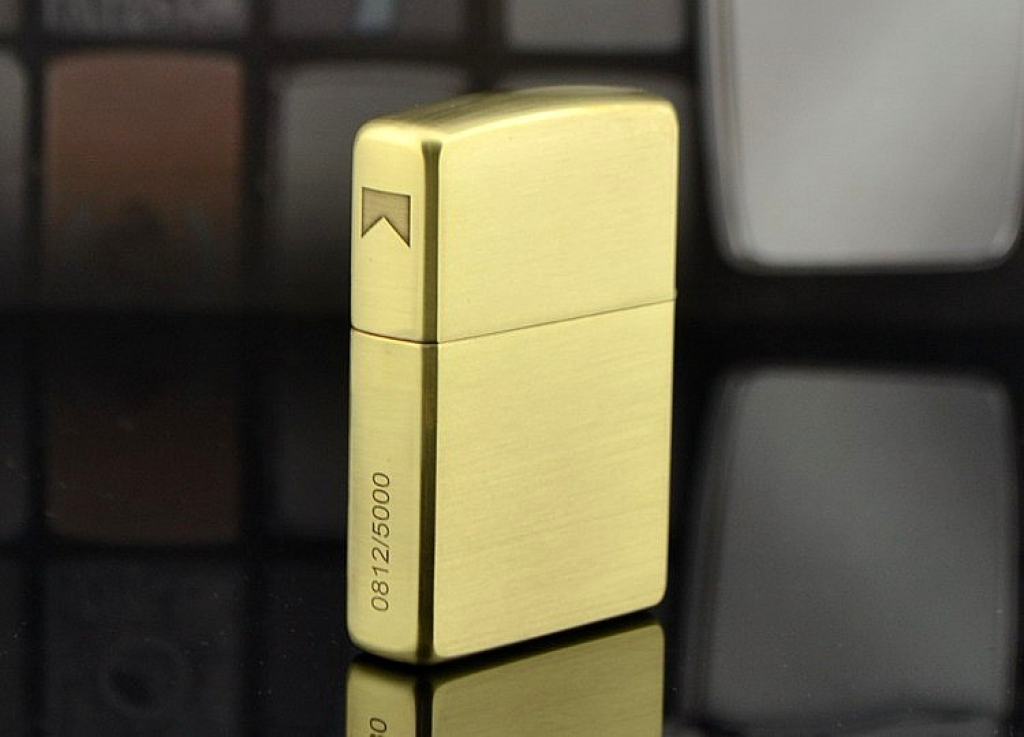 Bật lửa Zippo phiên bản Marlboro hình cao bồi
