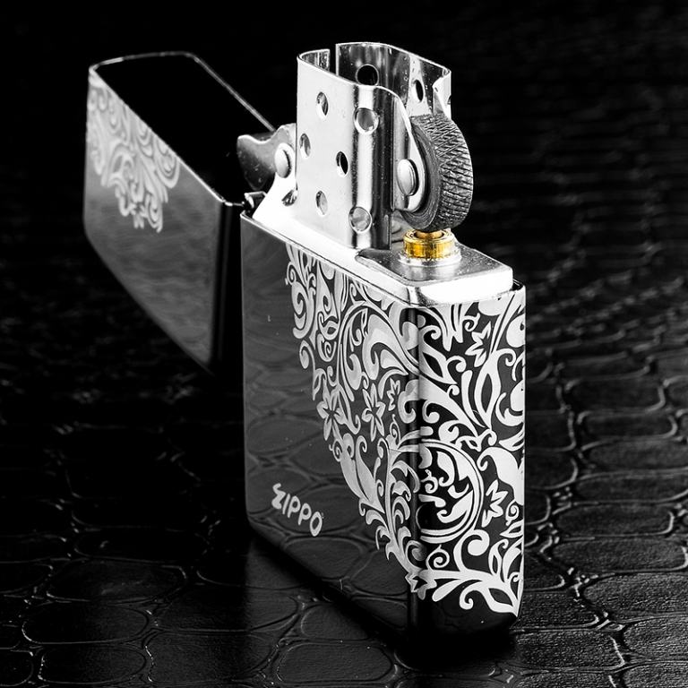Bật lửa Zippo đen bóng phiên bản Windproof Arabesque