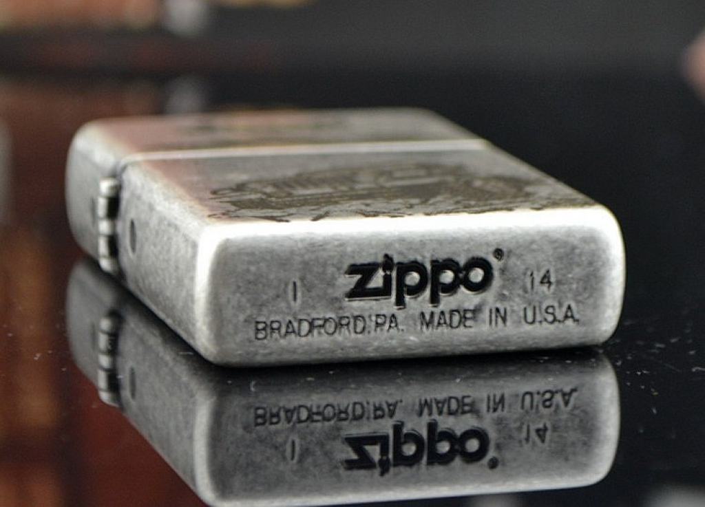Bật lửa Zippo phiên bản cổ bạc Jeep Grand Jeep TNHH