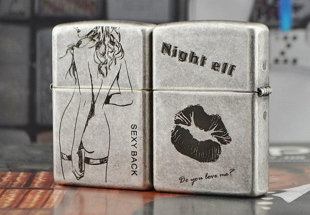 Bật lửa Zippo bạc cổ phiên bản Bad Girl