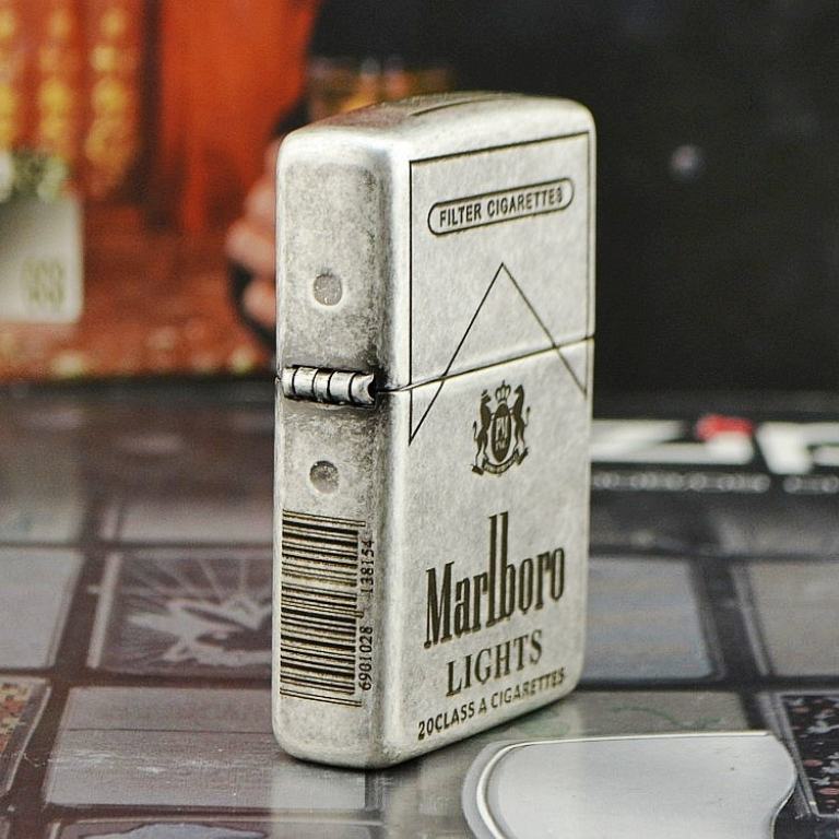 Bật lửa Zippo cổ bạc phiên bản Marlboro Light