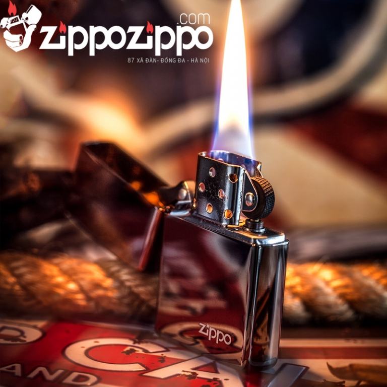 Bật Lửa Zippo Sơn Phủ Keo Bóng Xám Khói - Logo Zippo SKU 150ZL – Zippo Black Ice with Zippo Logo