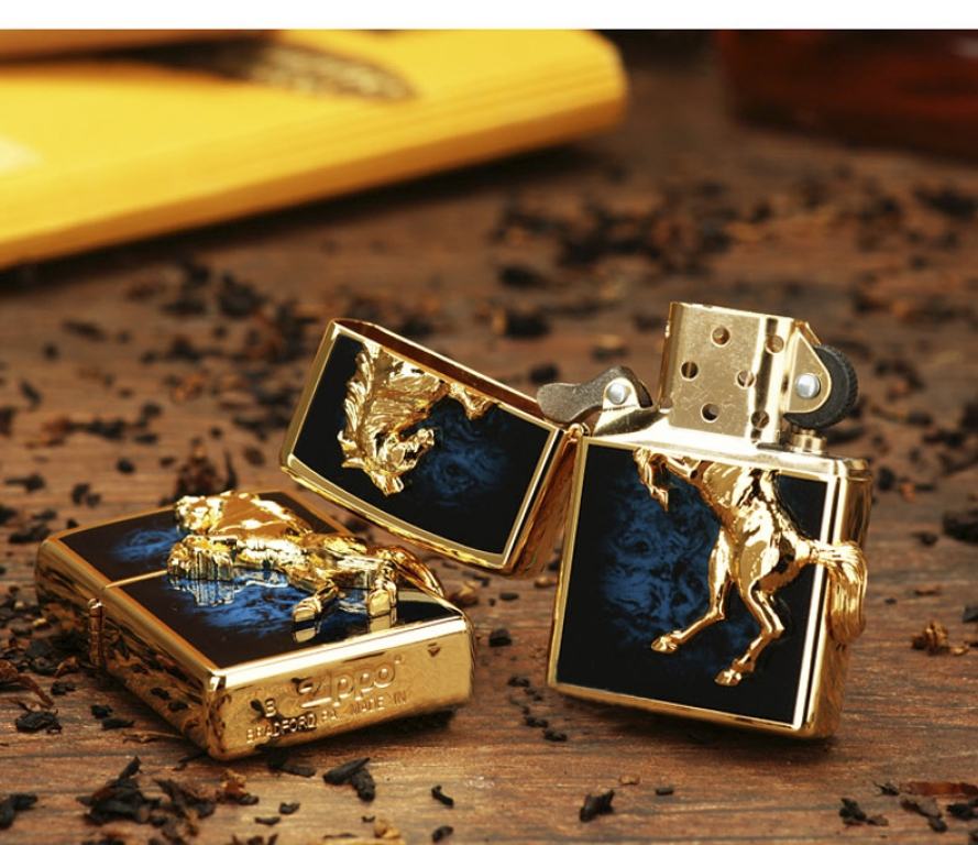 Bật lửa Zippo chính hãng mặt xanh mạ vàng khắc nổi