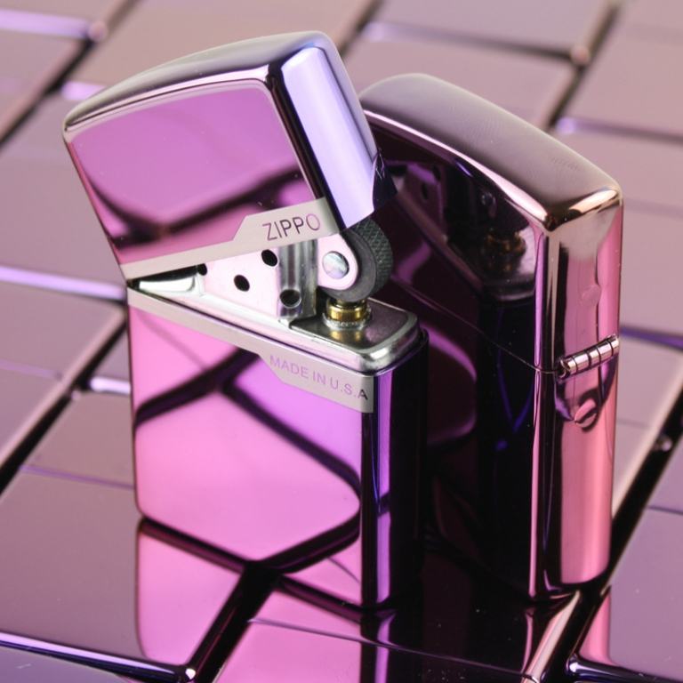 Bật Lửa Zippo Phủ Bóng Màu Tím - SKU 24747 – Zippo High Polish Purple