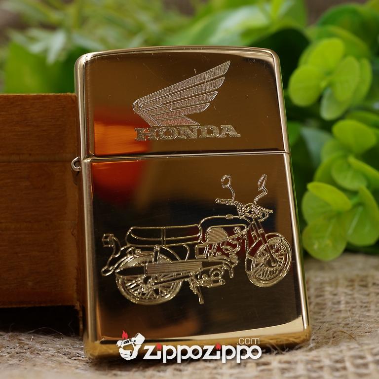 bật lửa zippo vàng bóng khắc xe honda 67