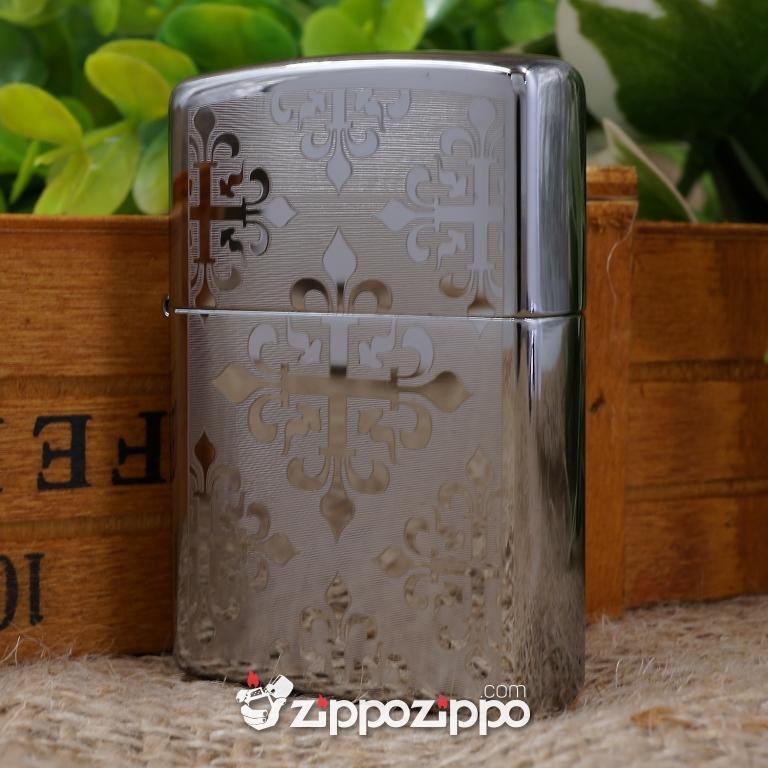 bât lửa zippo mầu bạc khắc hoa văn tinh tế