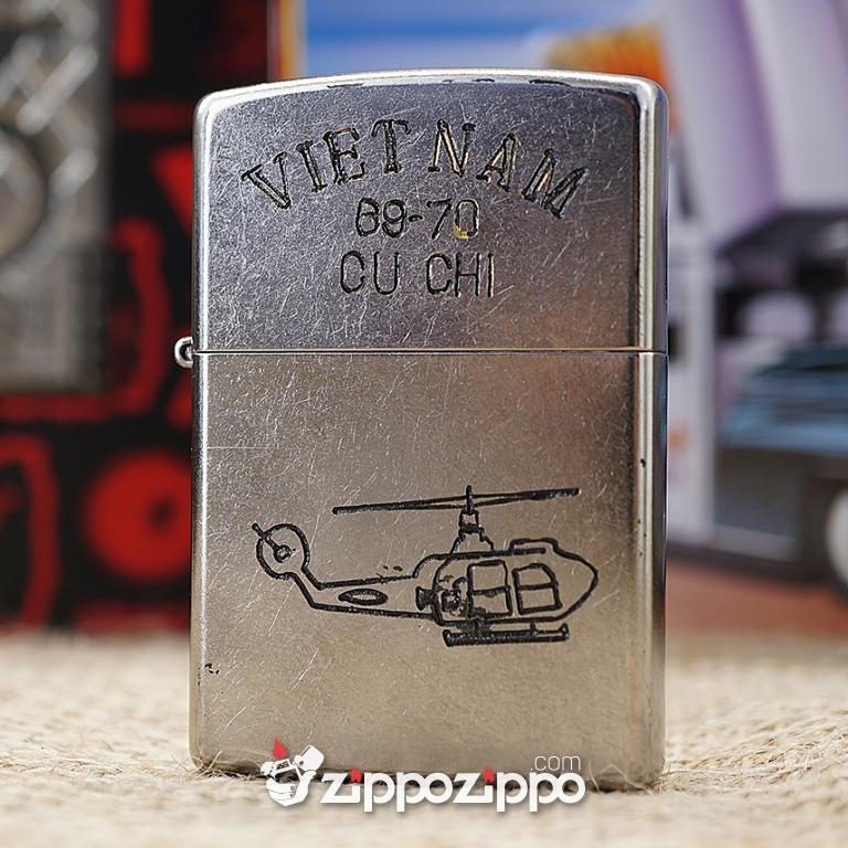 Bật lửa zippo chiến tranh việt nam sản xuất 2017 (máy bay Củ Chi)