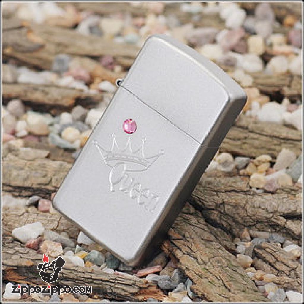 Bật Lửa Zippo Bản Nhỏ Họa Tiết Vương Miện - SKU 24572 – Zippo Slim Queen