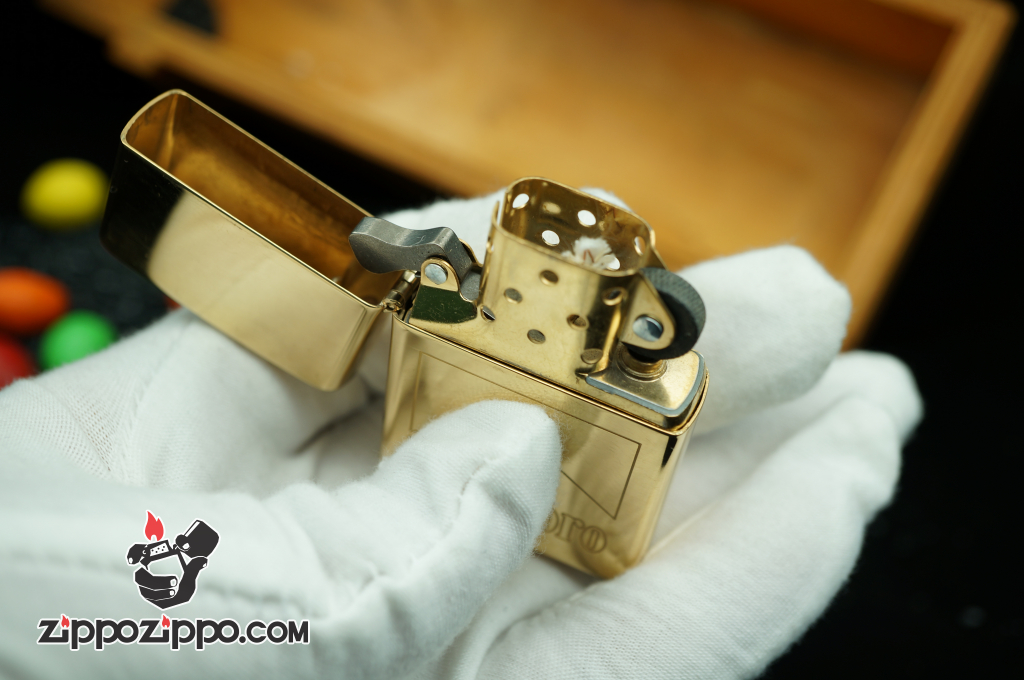 zippo cổ vàng mạ marlboro
