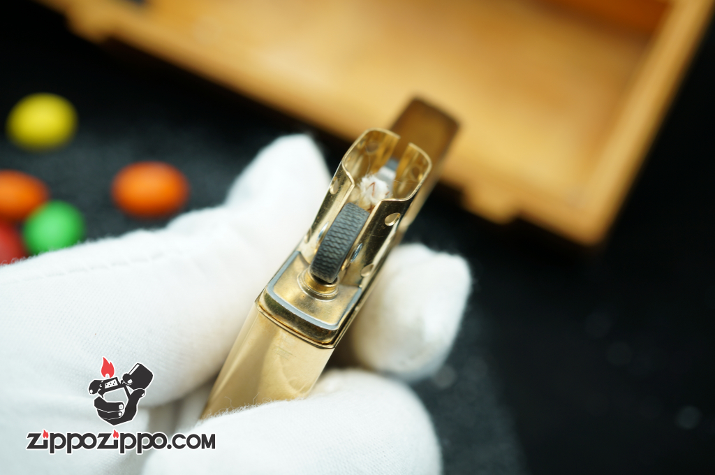 zippo cổ vàng mạ marlboro
