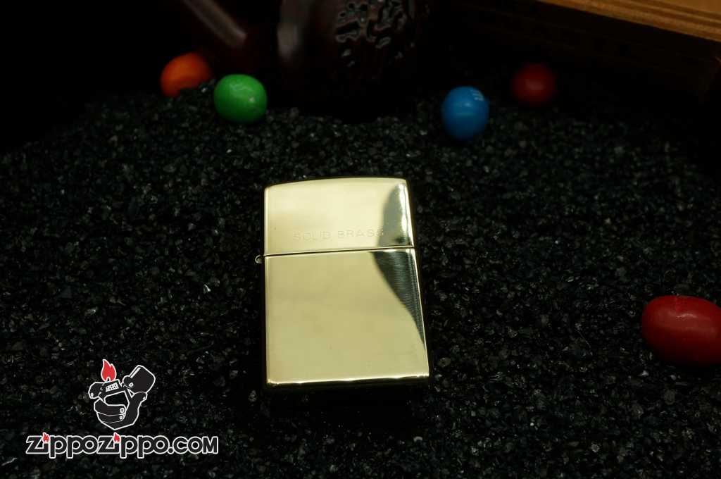 Bật lửa Zippo Cổ khắc Soild Brass Sản xuất năm 1997