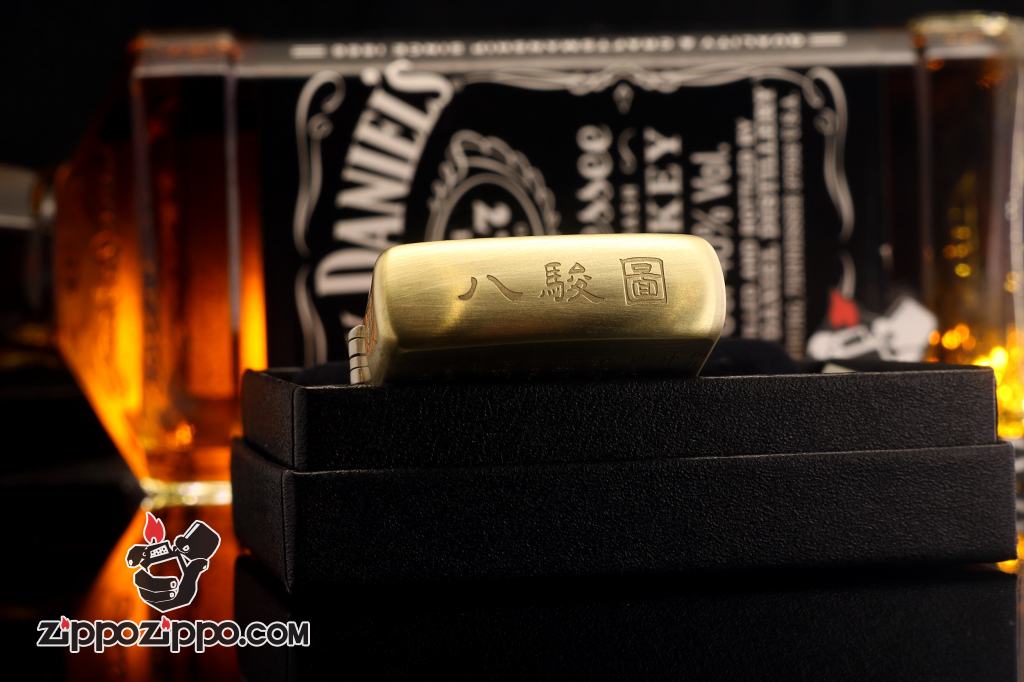 Bật Lửa Zippo Chính Hãng  Đồng Khắc Tranh Bát Mã Truy Phong