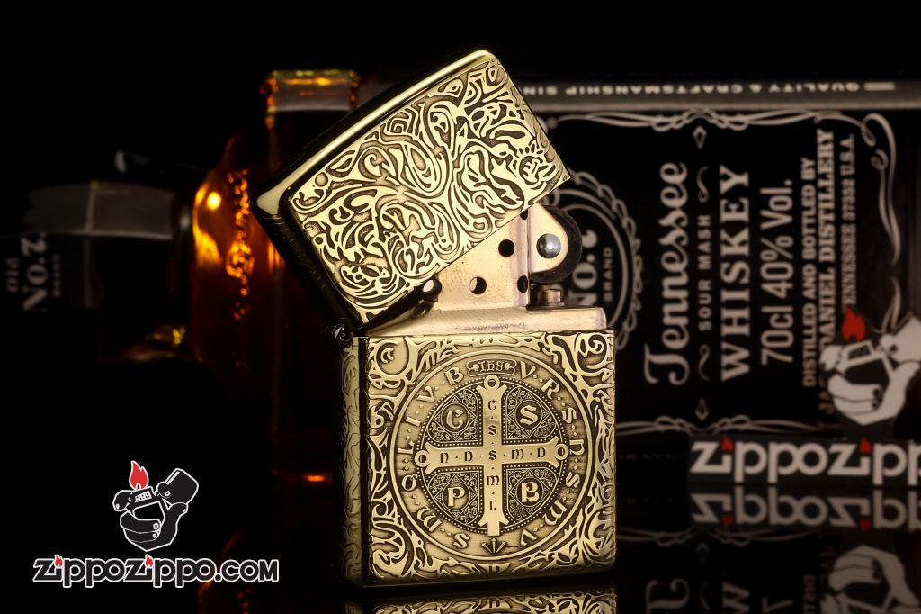 Zippo Chính Hãng Đồng Khăc Nổi Constantine Phiên Bản 254B