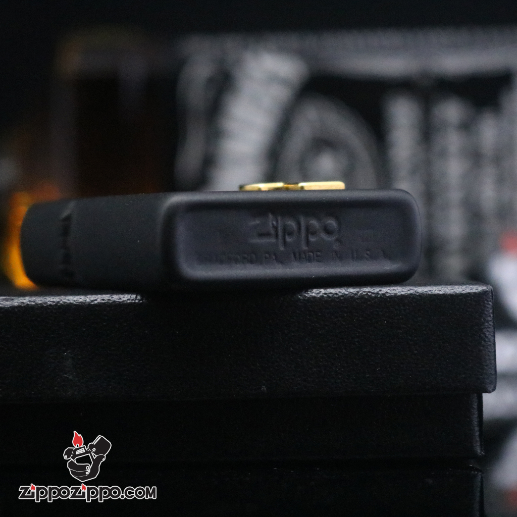 Zippo đời la mã sản xuất năm 1996 đen huy hiệu zippo