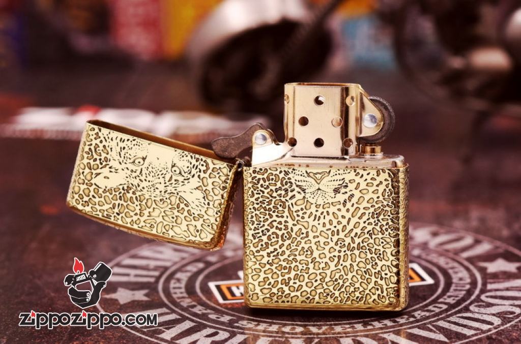 Bật lửa Zippo đồng khối khắc báo đốm