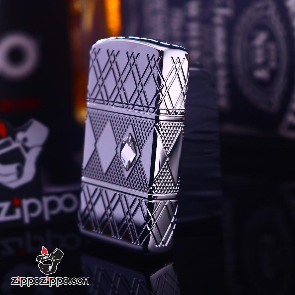 Zippo Slim Armor họa tiết kim cương gằn viên pha lê trắng