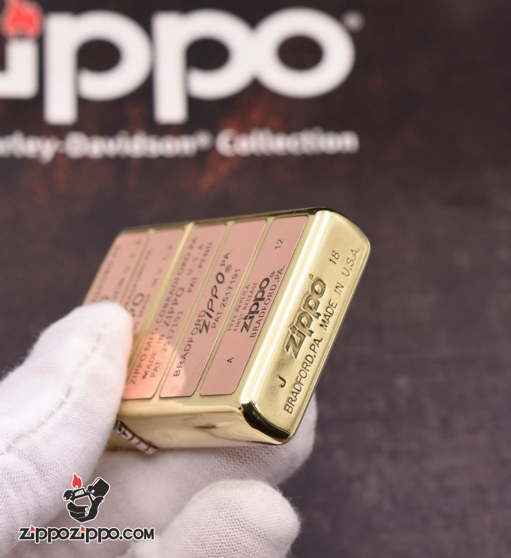 Bật lửa Zippo đồng khối khắc 12 mộc đáy zippo qua các thời kỳ Bản Hai Màu