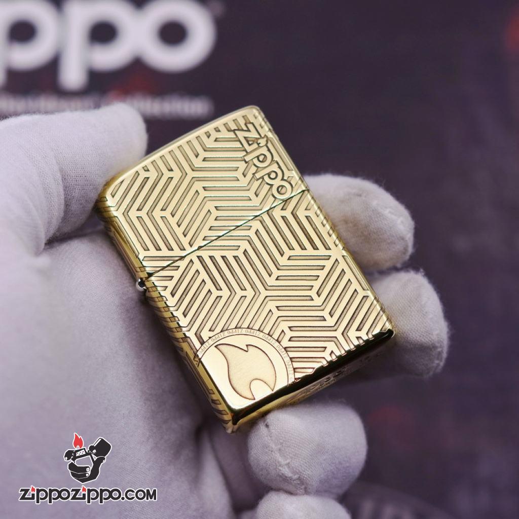 Bật Lửa Zippo Chạm Khắc Họa Tiết Ngọn Lửa Cổ Điển