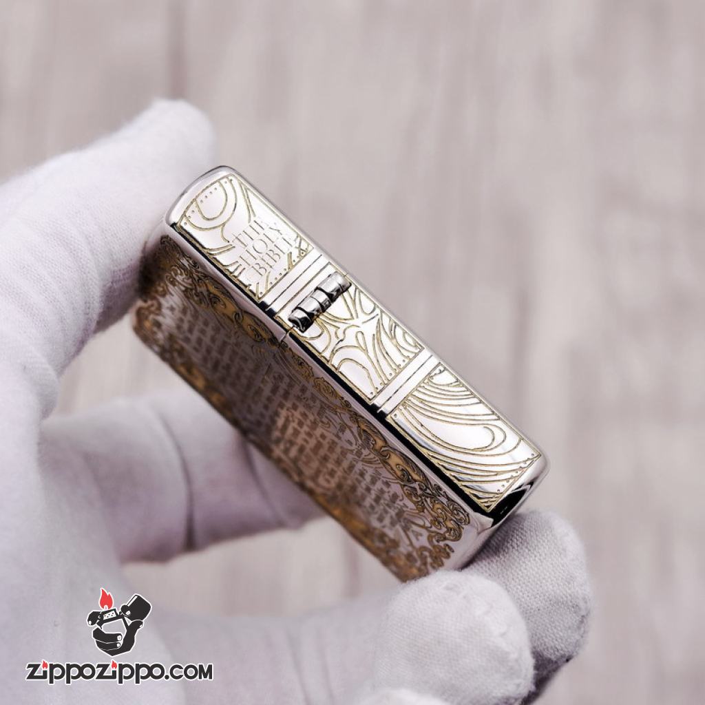 Bật Lửa Zippo Khắc Chữ Thập Và Kinh Thánh Màu Bạc Bản Ốp Nổi