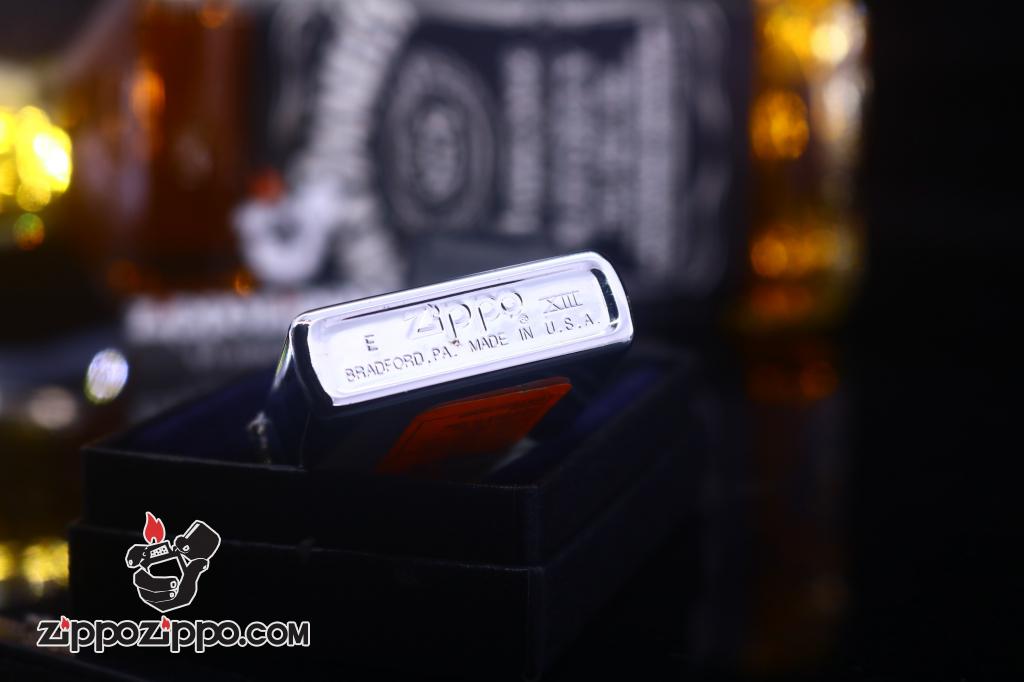 Zippo Cổ bạc hình bóng bầu dục RAMS sản xuất 1997