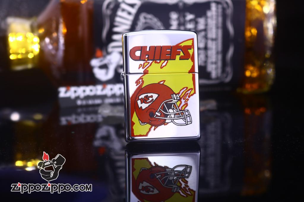 Zippo Cổ bạc hình bóng bầu dục CHIEFS sản xuất 1998
