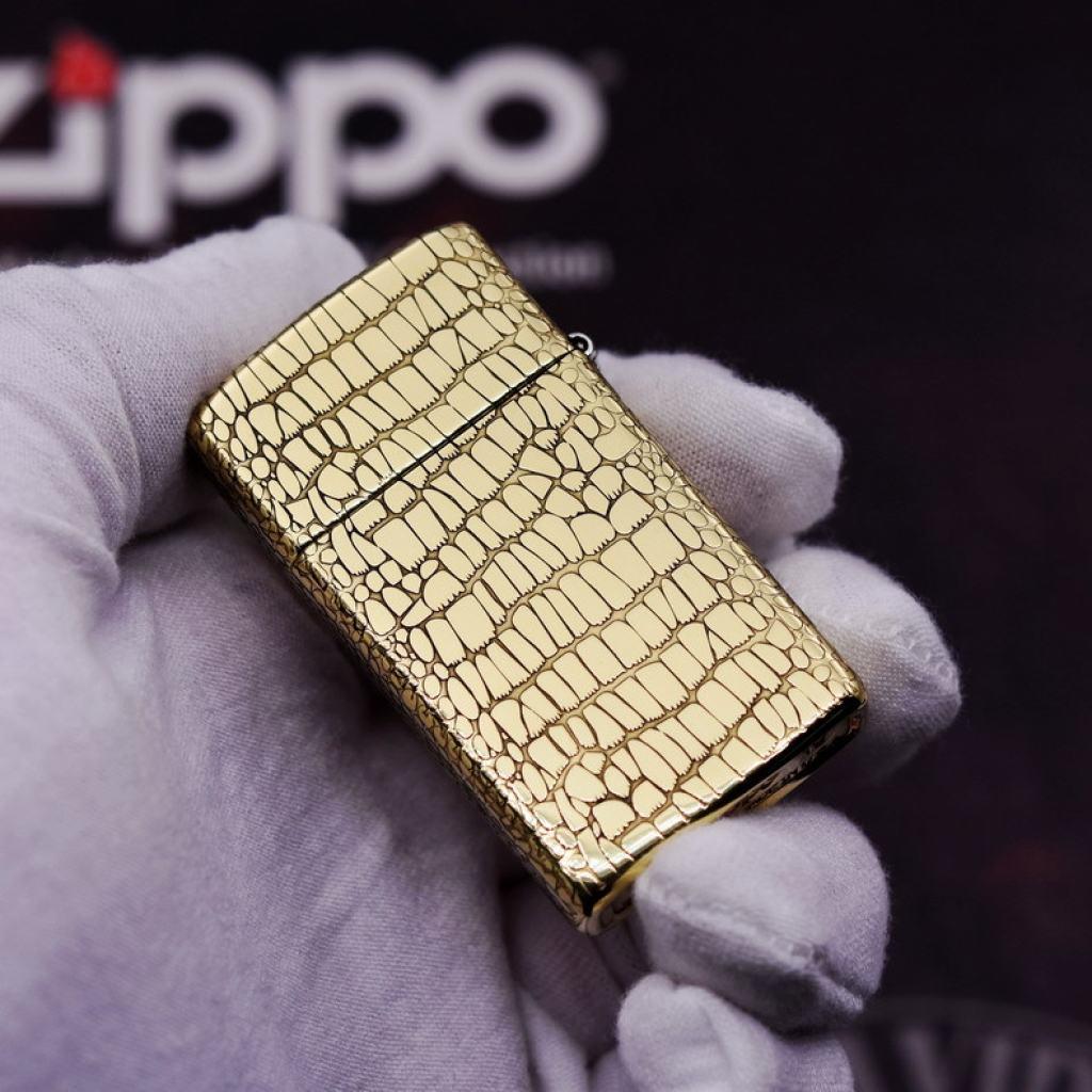 Bật Lửa Zippo Chạm Khắc Cá Sấu Bao Quanh Phiên Bản Hẹp Slim