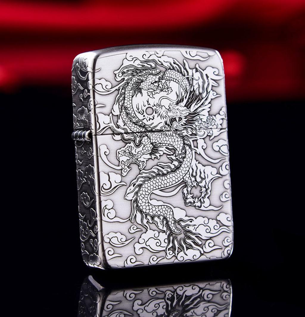 Bật Lửa Zippo Bạc Nguyên Khối Cao Cấp Khắc Rồng Nhả Ngọc Phiên Bản 1941