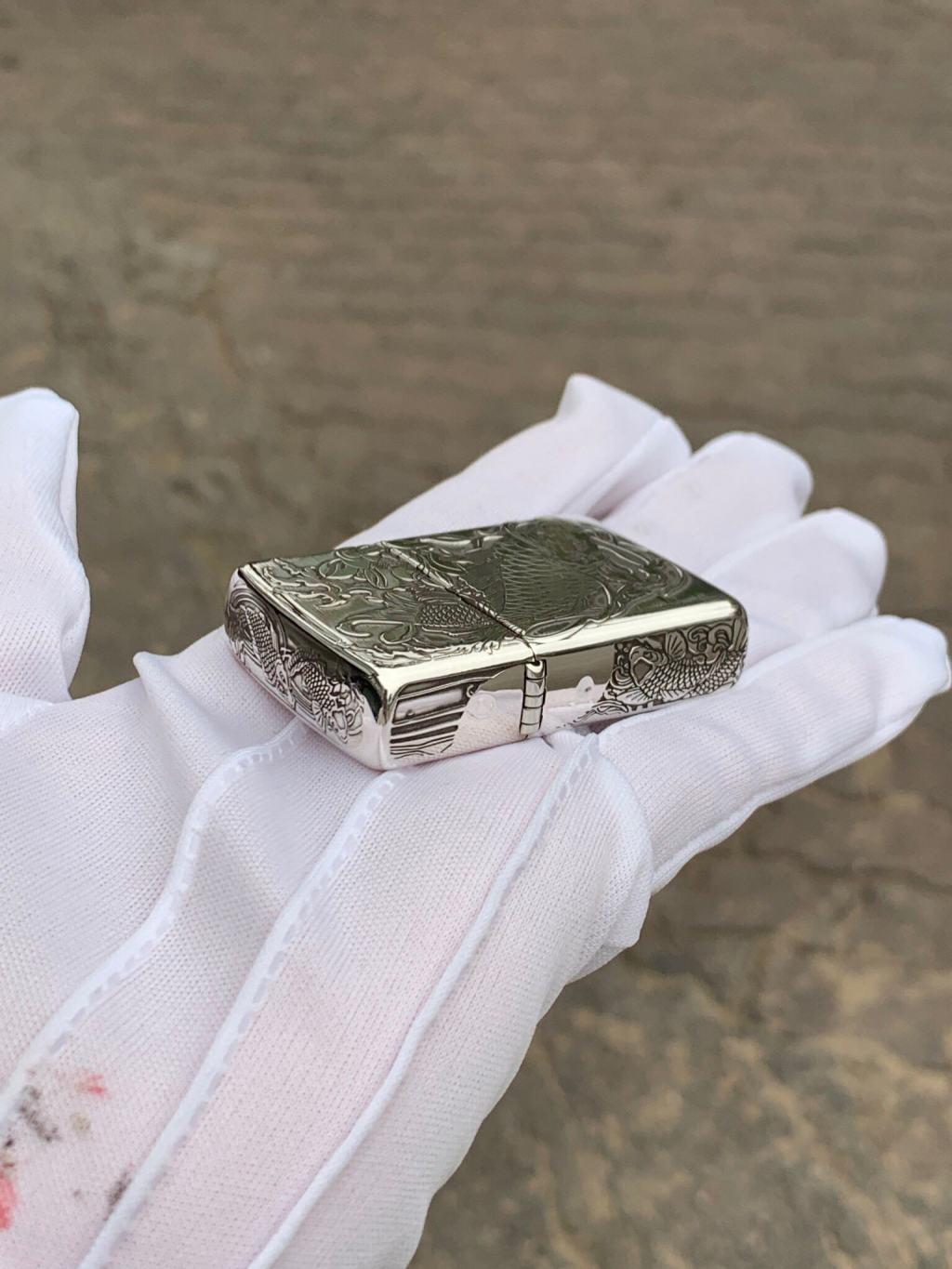 Bật lửa Zippo Bạc nguyên khối cao cấp khắc Hình Cá Chép Cạnh Viền Bản Vỏ Dầy Armor