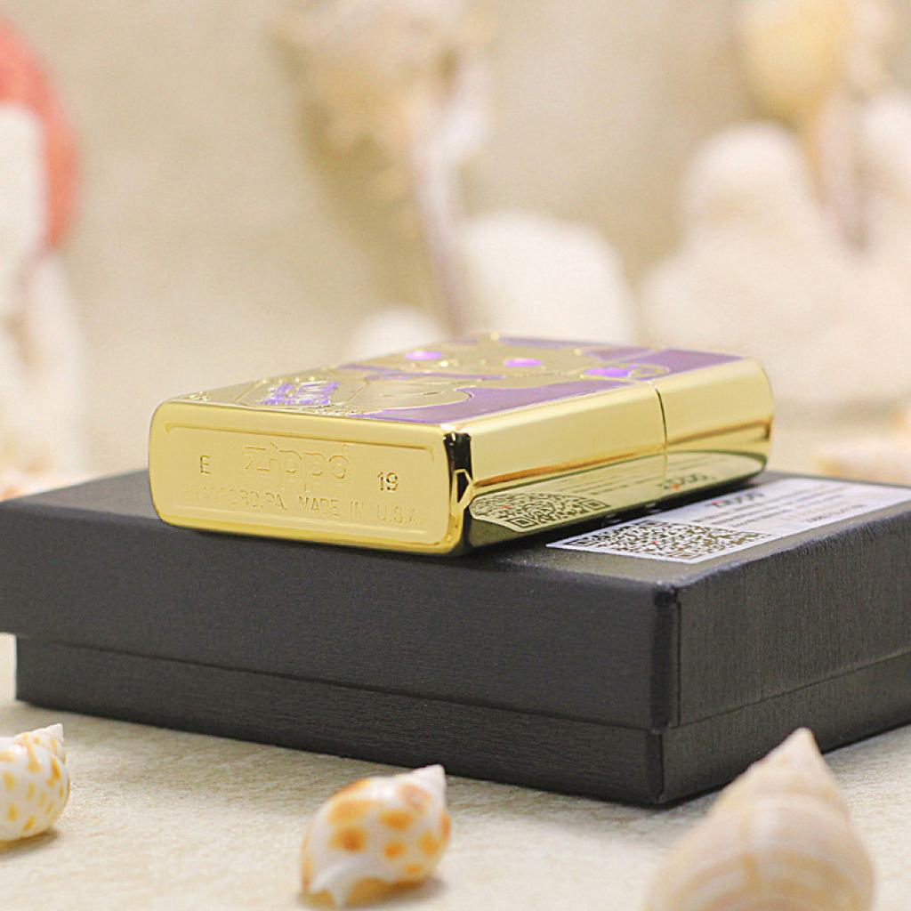 Bật Lửa Zippo Mạ Vàng Khảm Trai Tím  Mèo Thần Tài May Mắn