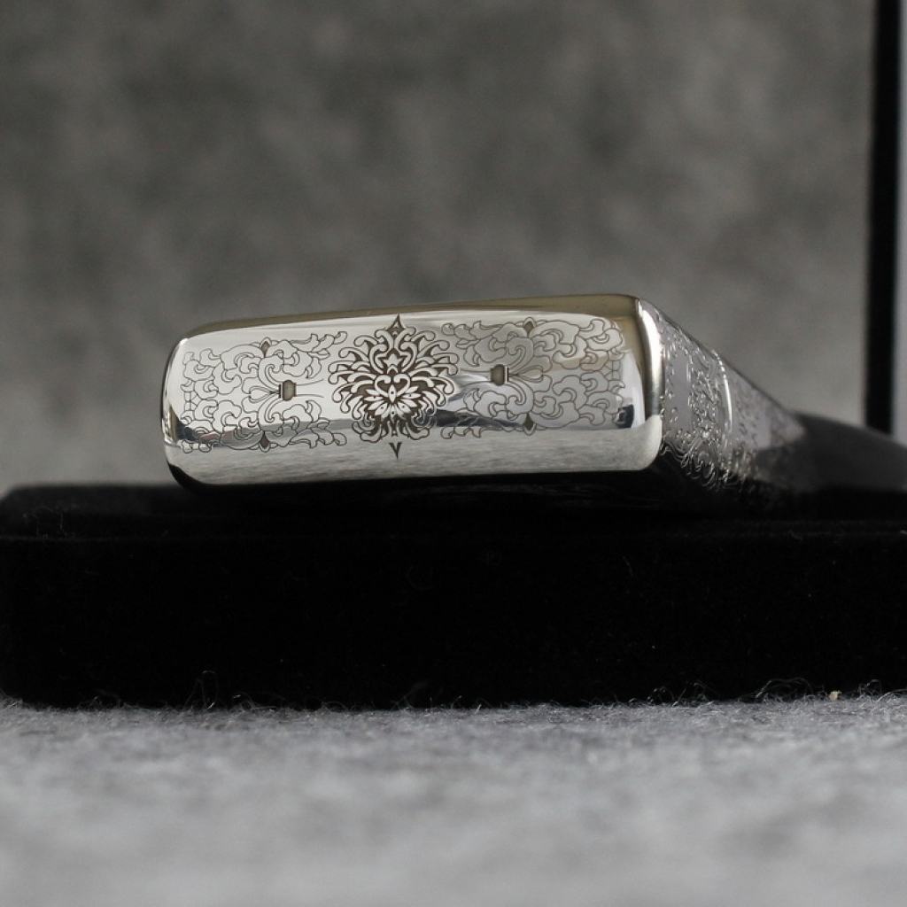 Bật lửa zippo bạc khối cao cấp khắc hình đức phật và ác quỷ bản armor