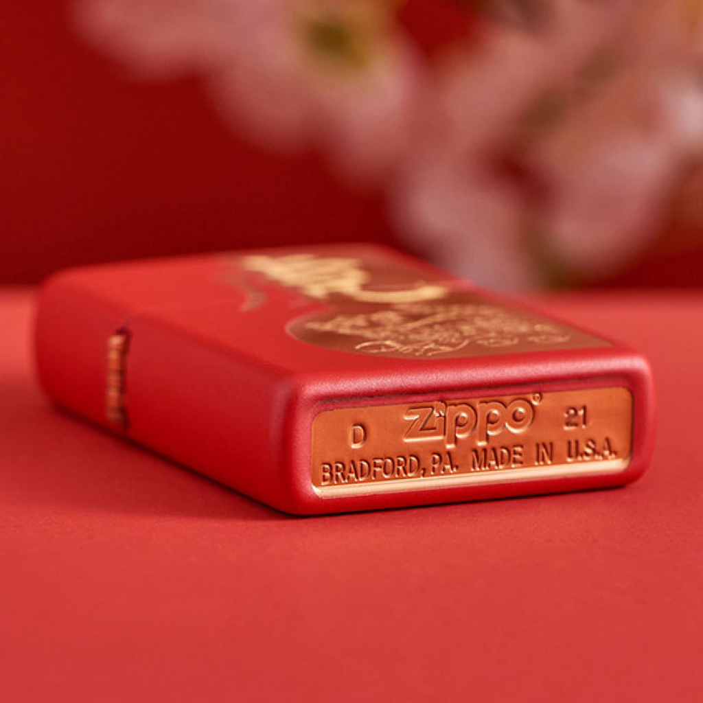 Bật Lửa Zippo Sơn Phủ Đỏ Năm Nhâm Dần - Sku 49701 – Zippo Year of the Tiger Design Red Matte