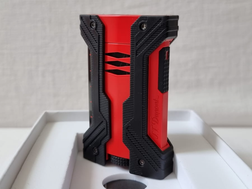 S.T. Dupont Defi XXTREME Lighter, Black and Red 021601