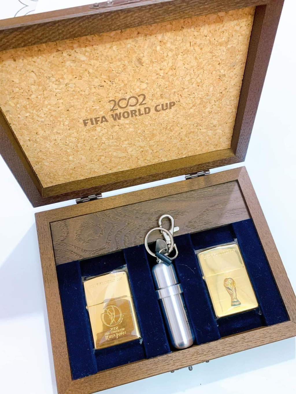 Sét Bật Lửa Zippo Chào Mừng Fifa World Cup 2002 Sản Xuất năm 1999-2000