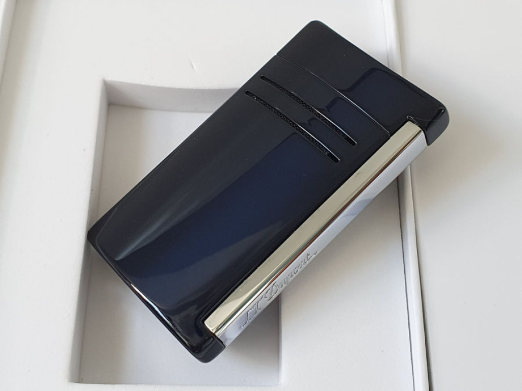 S.T. Dupont MaxiJet Lighter Midnight Blue 020102N