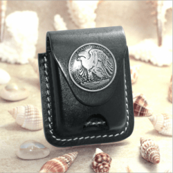 Bao Da Đựng Zippo Màu Đen Cao Cấp Kiểu Dáng Sang Trọng Ốp Hình Đại Bàn - Mã SP: ZPC3178